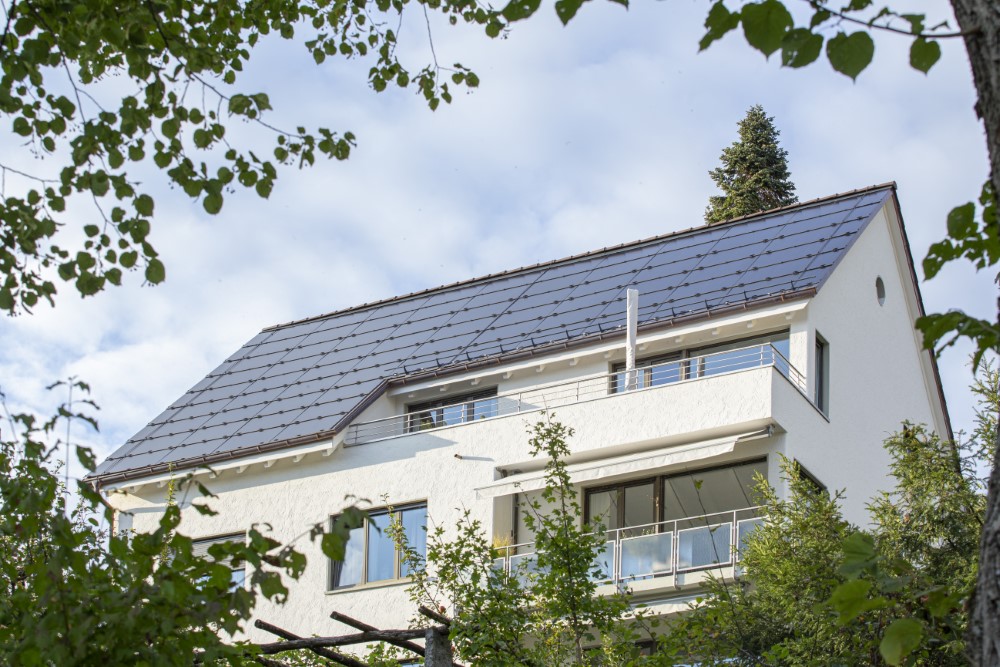 Indach-Photovoltaikanlage in Zürich